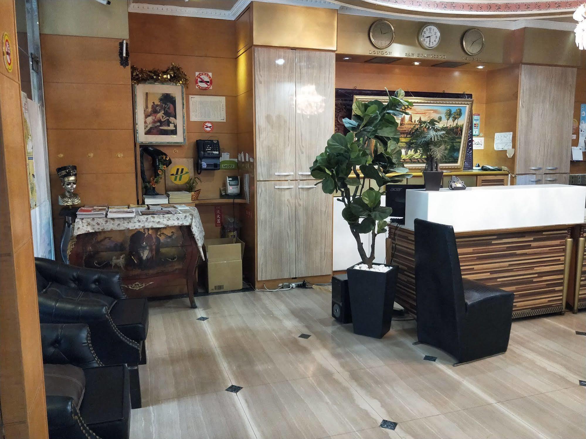Berkeley Business Hotel Zhongzheng Синьчжу Экстерьер фото