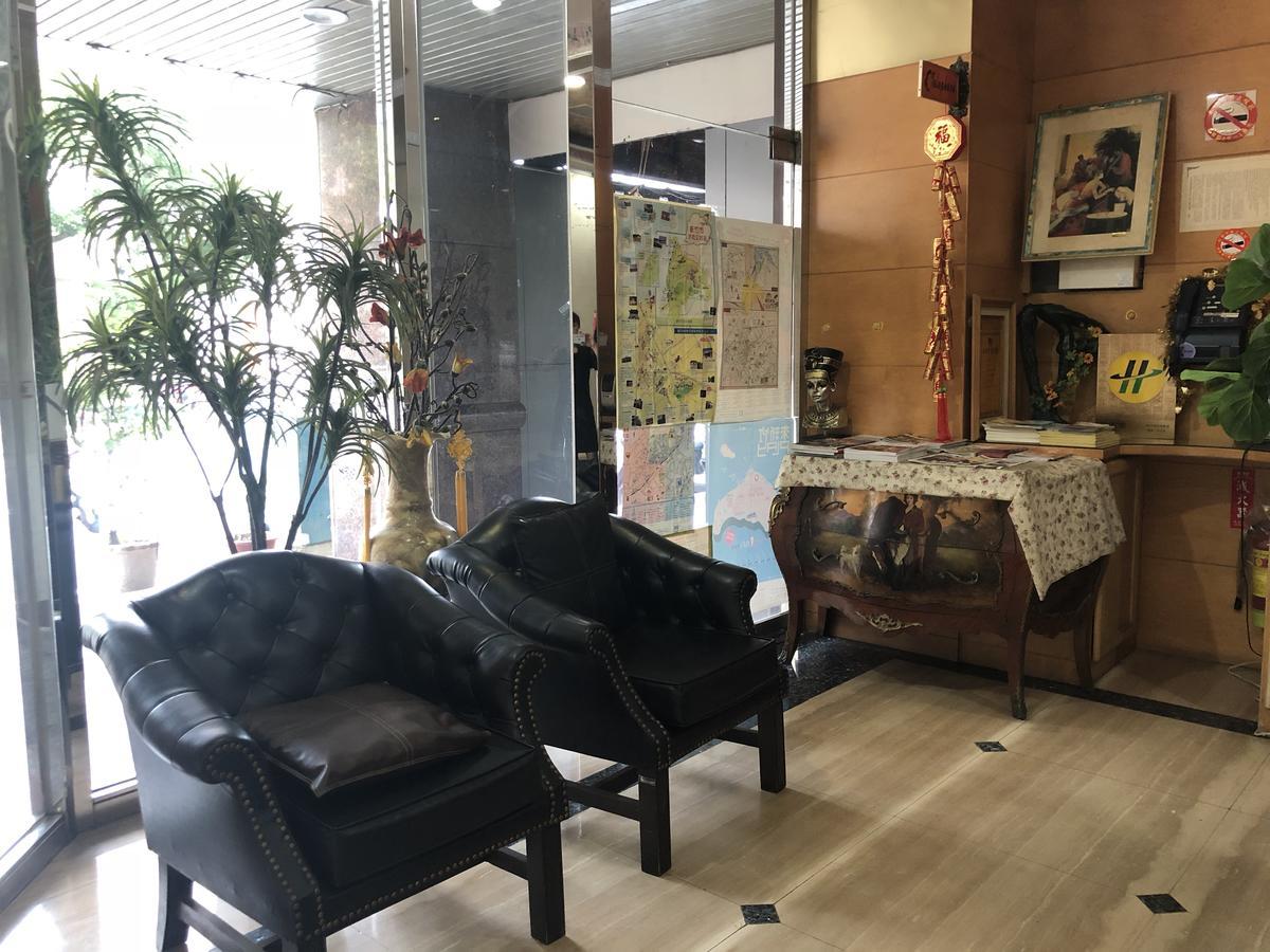 Berkeley Business Hotel Zhongzheng Синьчжу Экстерьер фото